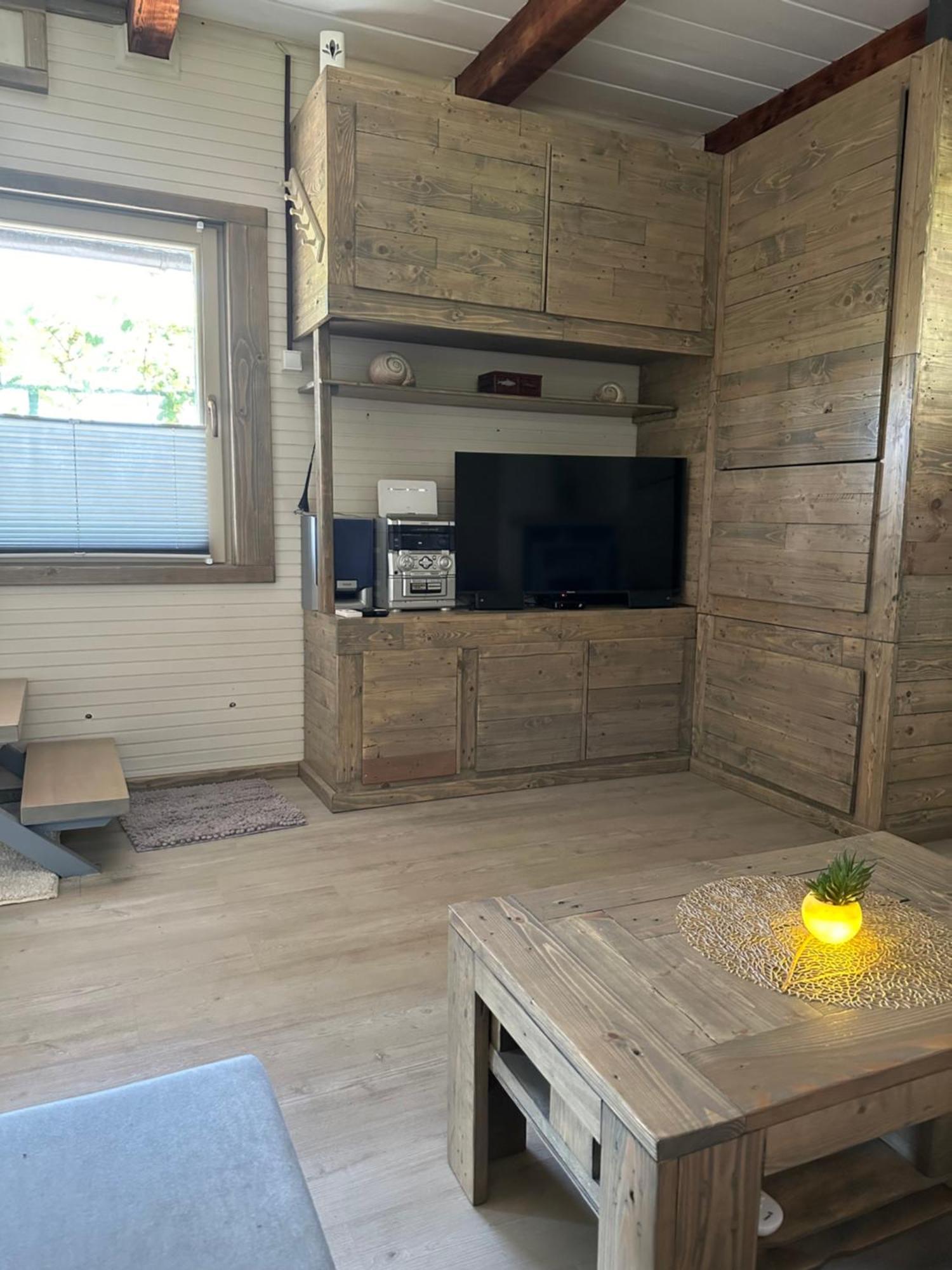 Chalet Mocvirski Tulipan *