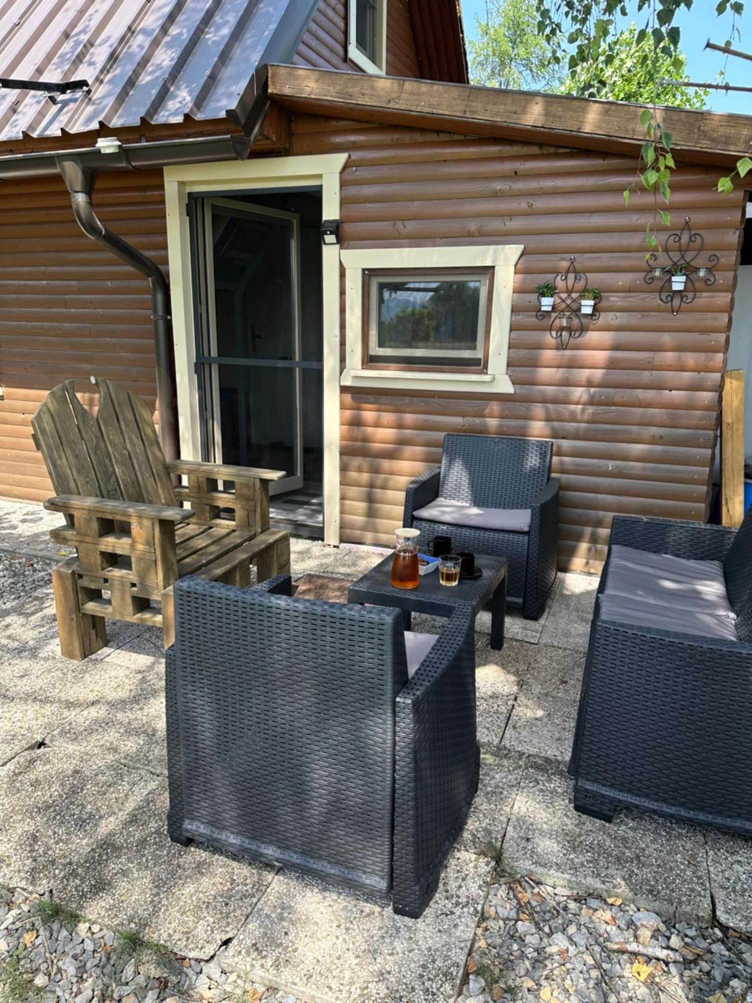 Chalet Mocvirski Tulipan Ljubljana